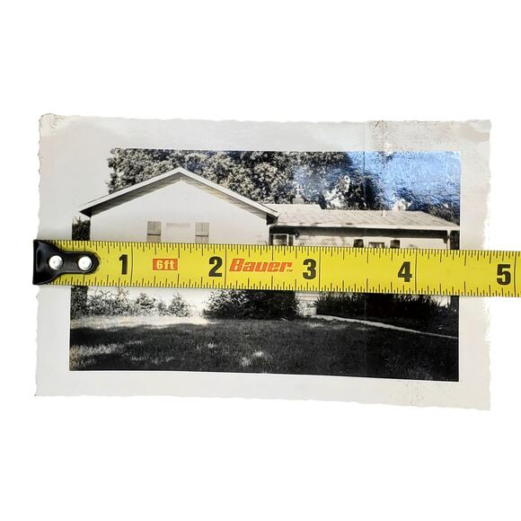 Vtg Beautiful 1953 Family Home Original Monochrome Photography Found Snapshot - Picture 4 of 4